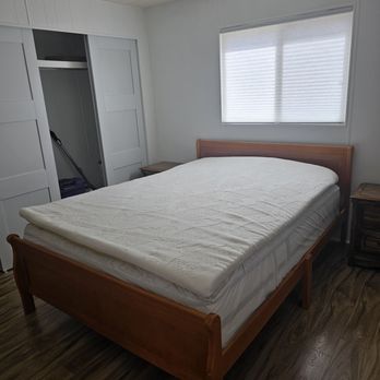 Cross Country Moving - Bedroom - Movers Near Me - Tarzana, California Cross Country Moving - Bedroom - Movers Near Me - Tarzana, California