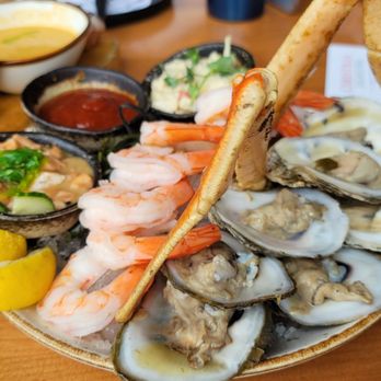 Rusty Pelican - Miami - Seafood Near Me - Key Biscayne, Florida