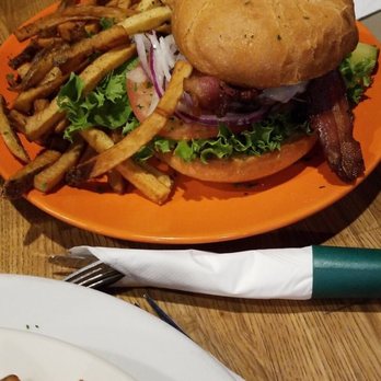 The Local 907 - Pubs Near Me - Renton, Washington