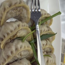 Steamed vegetable momos Steamed vegetable momos