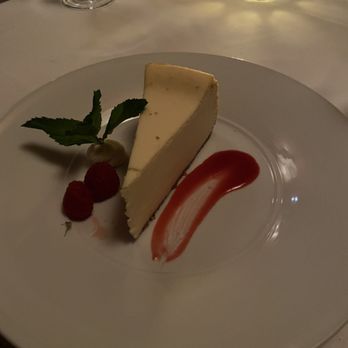 Ciera Steak + Chophouse - Cheesecake dessert - Steakhouses Near Me - Stateline, Nevada