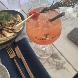 GREEN CHICKPEA HUMMUS Palm beach problems drink
