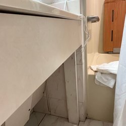 Ocean 1 Hotel & Suites