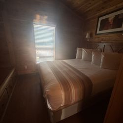 Moab KOA Holiday - Master bedroom