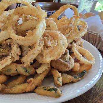 The Beef House - Combination Platter - Onion Rings, Zucchini Fries, & Fried Mushrooms! - Seafood Near Me - Covington, Indiana