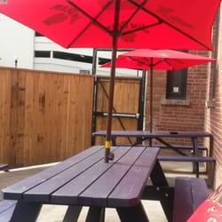 Victoria's Tavern