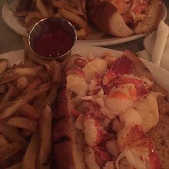 Neptune Oyster - So good we can back for seconds - Seafood Near Me - Boston, Massachusetts Neptune Oyster - So good we can back for seconds - Seafood Near Me - Boston, Massachusetts