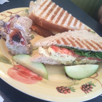 Leaping Lizard Cafe - Chicken salad sandwich - Cafes Near Me - Virginia Beach, Virginia Leaping Lizard Cafe - Chicken salad sandwich - Cafes Near Me - Virginia Beach, Virginia