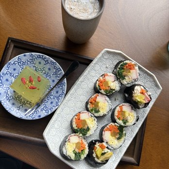 Tian Tea House - Coffee & Tea Near Me - Kansas City, Missouri