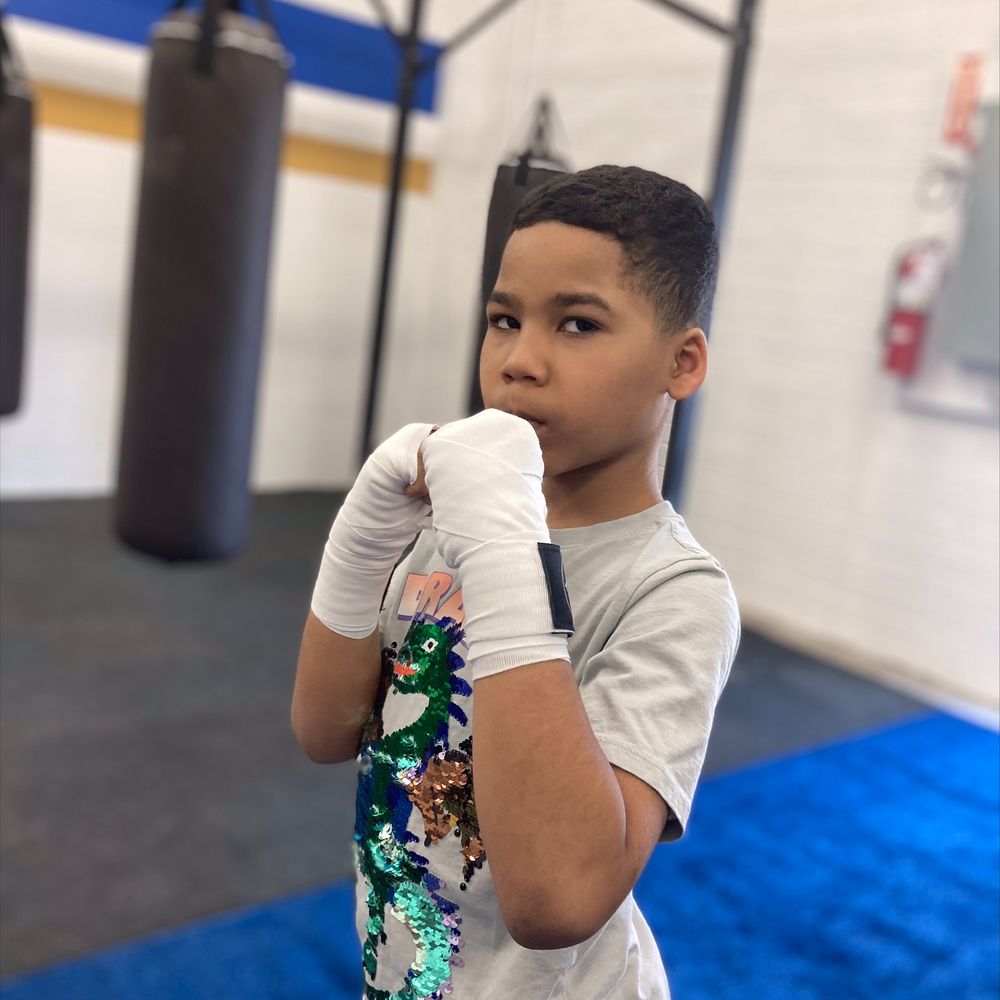 Broc Feeney sets a new RECORD of 19 Boost Mobile Australia Poles in a  season to take home the 2025 Boost Mobile Pole Award 👏, image size:1000x1000