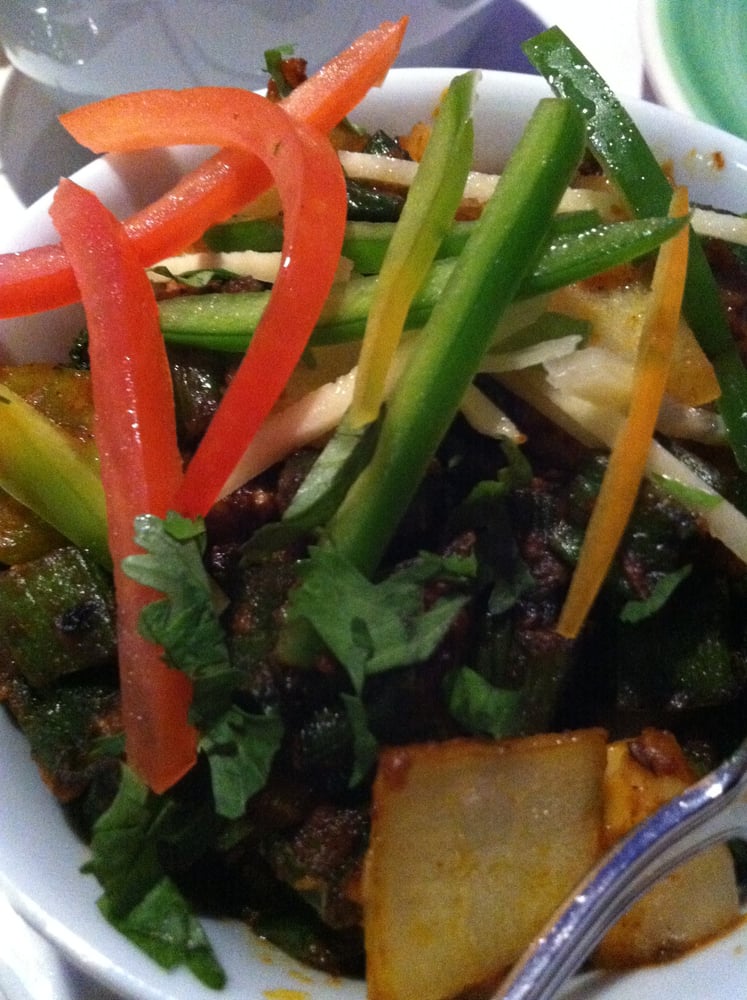 Order Bhindi Do Pyaza food online from Utsav Indian Cuisine store, Vernon on bringmethat.com