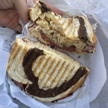 Mapi Eatery - Sandwiches Near Me - Redondo Beach, California