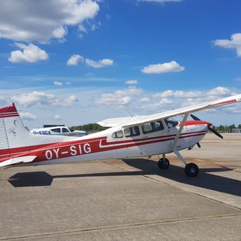 Roskilde Lufthavn - Airports Near Me - Roskilde, 85