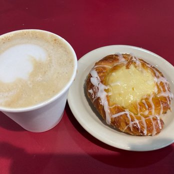 Fillmore Coffee - Cappuccino and Danish - Coffee & Tea Near Me - Phoenix, Arizona