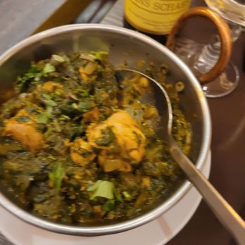 Arti - Chicken saagwala - Indian Near Me - Paris, 75