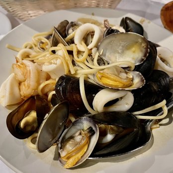 Mambo Italiano - Zuppa Di Pesce - Italian Near Me - Mundelein, Illinois