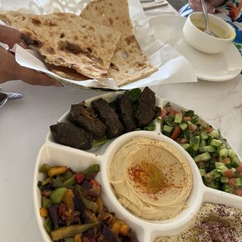 Al Awael Restaurant - Middle Eastern Near Me - El Cajon, California