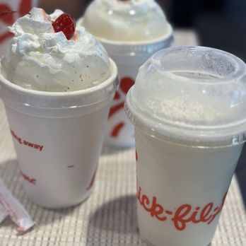 Chick-fil-A - Milkshakes!! - Fast Food Near Me - Orlando, Florida