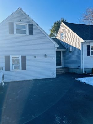 J’s Flying Pizza by null