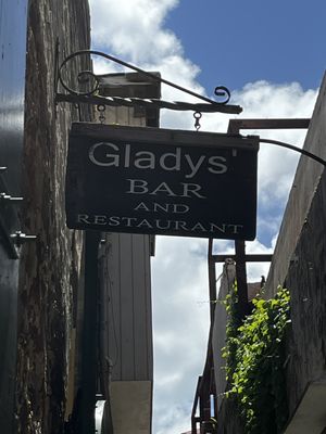Gladys' Café by null