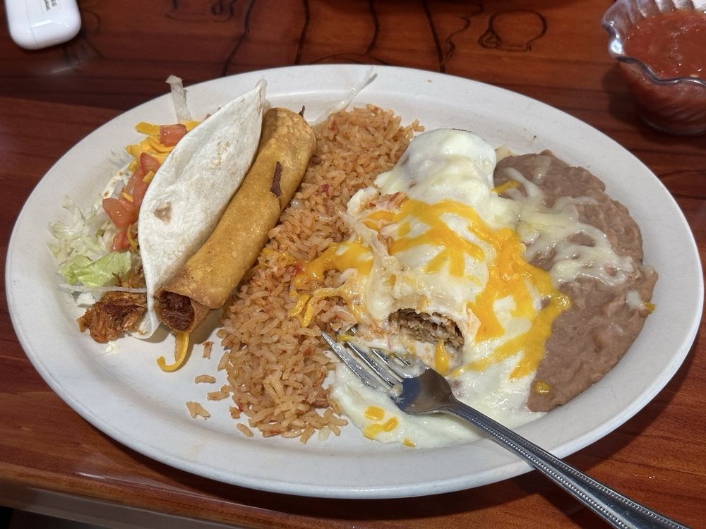Gonzalez Mexican Restaurant Logo