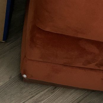 CamPickUps - Damage to couch - Movers Near Me - Dallas, Texas CamPickUps - Damage to couch - Movers Near Me - Dallas, Texas