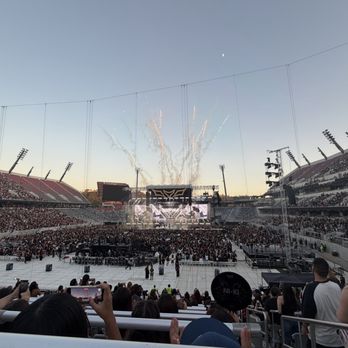 Snapdragon Stadium - Stadiums & Arenas Near Me - San Diego, California