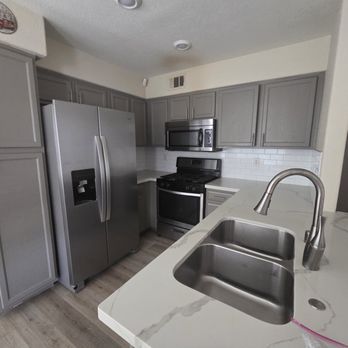 Platinum Paint Coatings - Before - Painters Near Me Platinum Paint Coatings - Before - Painters Near Me