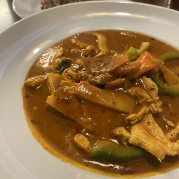 Sunny Thai Mansfield - Red curry and brown rice - Thai Near Me - Mansfield, Texas Sunny Thai Mansfield - Red curry and brown rice - Thai Near Me - Mansfield, Texas