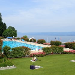 Piscine d'Evian - ÉVIAN-LES-BAINS (74 - Haute-Savoie, France) - Centre nautique