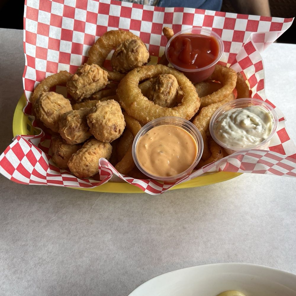 King Crab - F8. Crab Cake Basket with Onion Rings - Seafood Near Me - Orlando, Florida