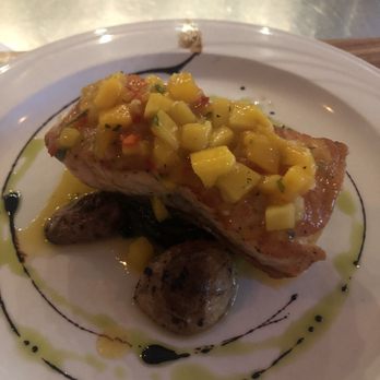Quattro's Italian Restaurant - Salmon mango small tapas plate - Italian Near Me - Guilford, Connecticut Quattro's Italian Restaurant - Salmon mango small tapas plate - Italian Near Me - Guilford, Connecticut