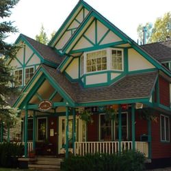 Crystal Dreams Bed & Breakfast & Spa - Crystal Dreams entrance.