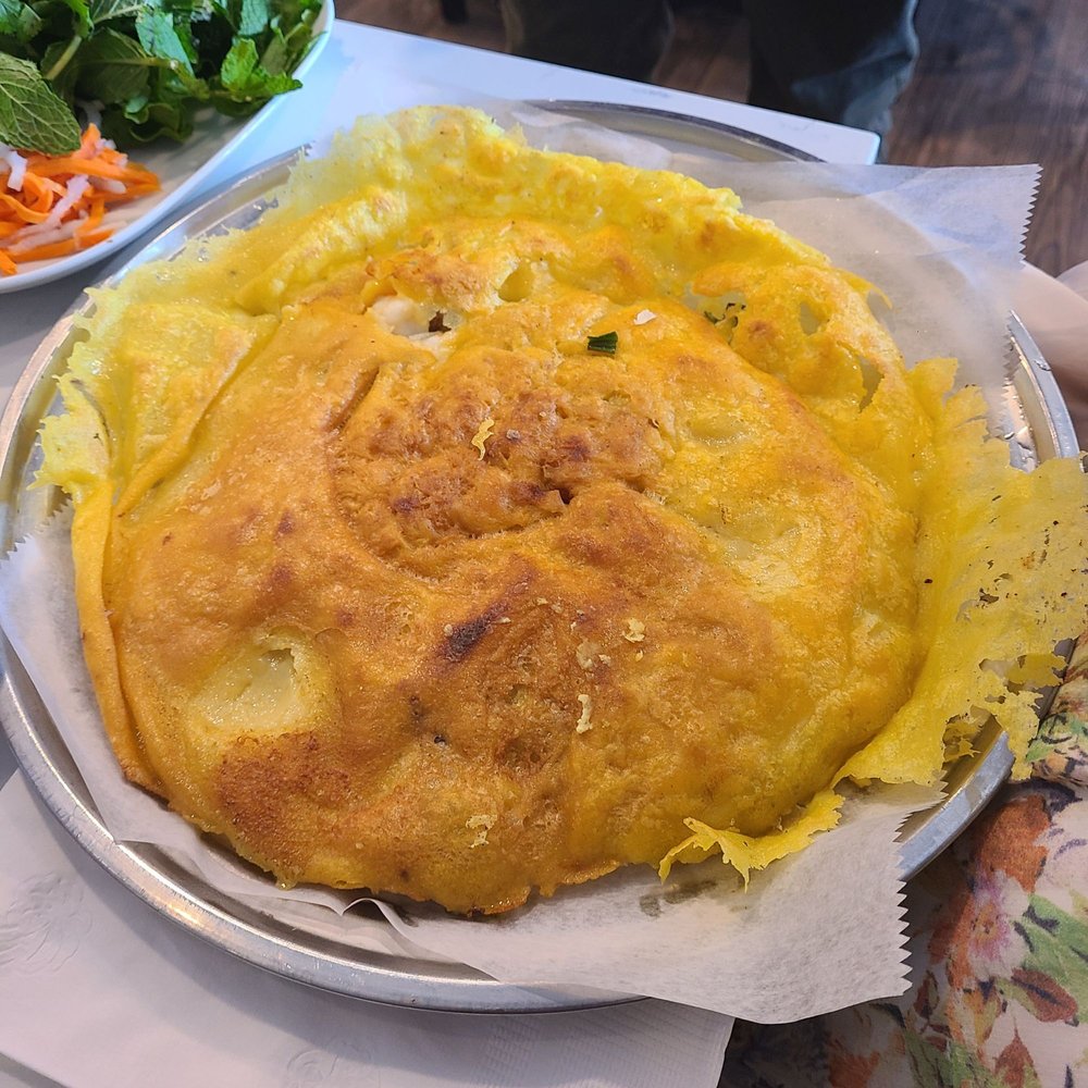 MT Noodles - Banh Xeo (Vietnamese Crepe) - Vietnamese Near Me - Brooklyn Park, Minnesota