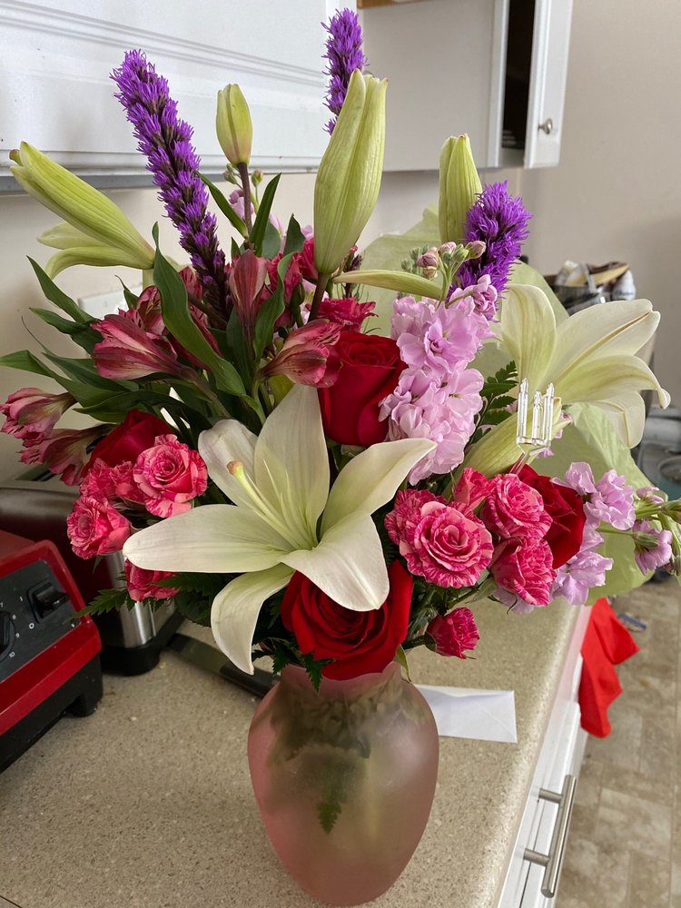 FLOWERS BY SHARON Updated August 2024 31 Photos & 12 Reviews 501