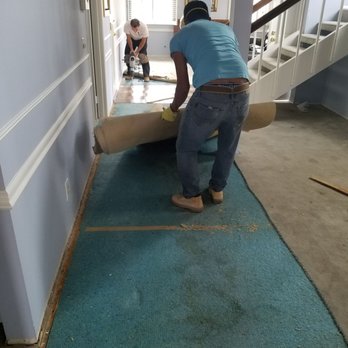 White House Painting - Richard's painters on the job. - Painters Near Me - Northridge, California White House Painting - Richard's painters on the job. - Painters Near Me - Northridge, California