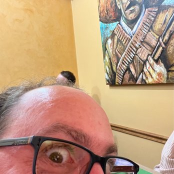 Buena Vista - Solid art choice - Mexican Near Me - Chicago, Illinois