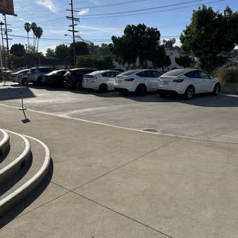 Fondry - Parking lot out front - Cafes Near Me - Los Angeles, California