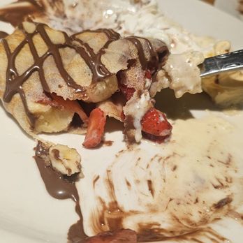 Nina’s Cafe Bar - Fruit filling crepe! - French Near Me - Bell, California Nina’s Cafe Bar - Fruit filling crepe! - French Near Me - Bell, California