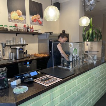 Windbeuterei SeShu - Inviting interior space - Patisserie/Cake Shop Near Me - Berlin, BE