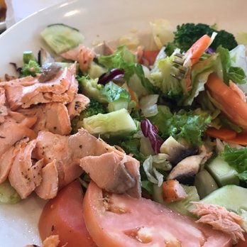 Cross Bay Diner - American Near Me - Howard Beach, New York