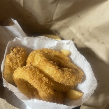Mr Pizza & Subs - Onion Rings. - Pizza Near Me - Gambrills, Maryland