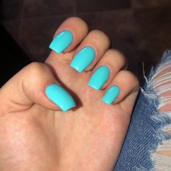 Luxx Nails Bar - Nail Salons Near Me - Aurora, Colorado