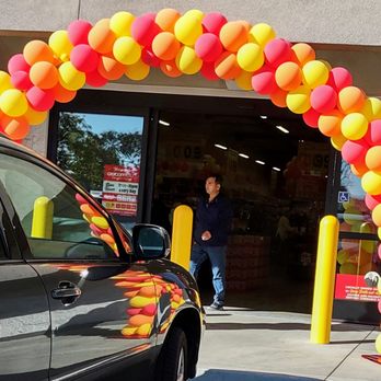 Grocery Outlet - Grocery Near Me - Torrance, California