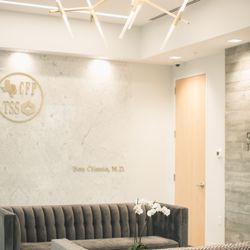 Cilento Facial Plastics - APRS Waiting Room