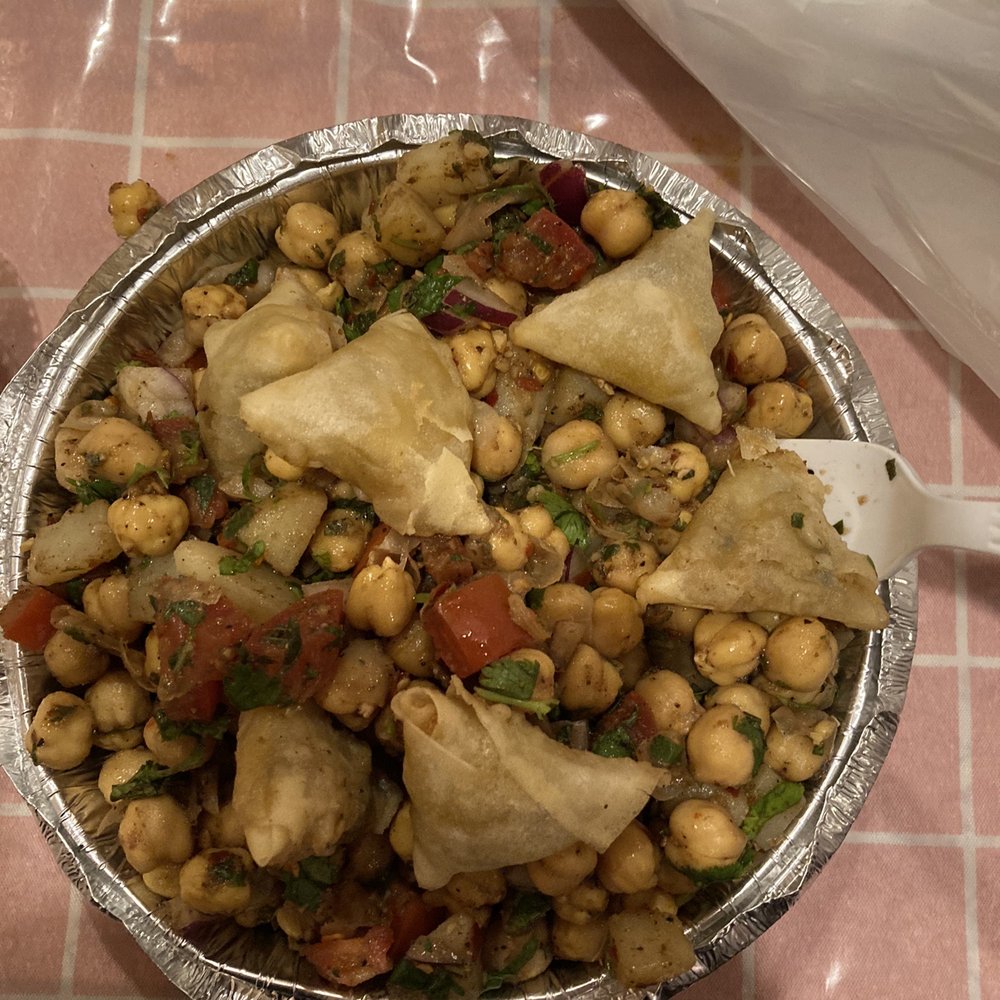 This is considered samosa chaat to nawab owners.... This is considered samosa chaat to nawab owners....