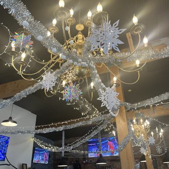 410 Social - Sports Bars Near Me - Berlin, Maryland