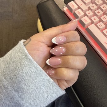 Ivy Nails - Cat eye French tip and polka dot design - Nail Salons Near Me - Lynnwood, Washington