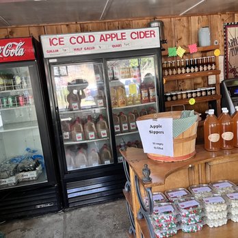 The Red Apple - Inside - Bakeries Near Me - Murphys, California The Red Apple - Inside - Bakeries Near Me - Murphys, California