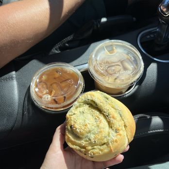 Brass Hub Coffeebar - Iced coffee and spinach and artichoke roll - Coffee & Tea Near Me - Cosmopolis, Washington